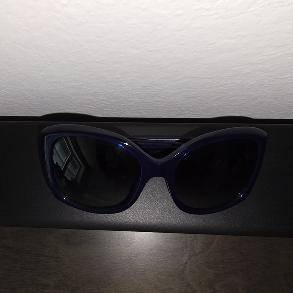 CHANEL Accessories - Chanel Blue Gradient Frame CC Logo Sunglasses-5183